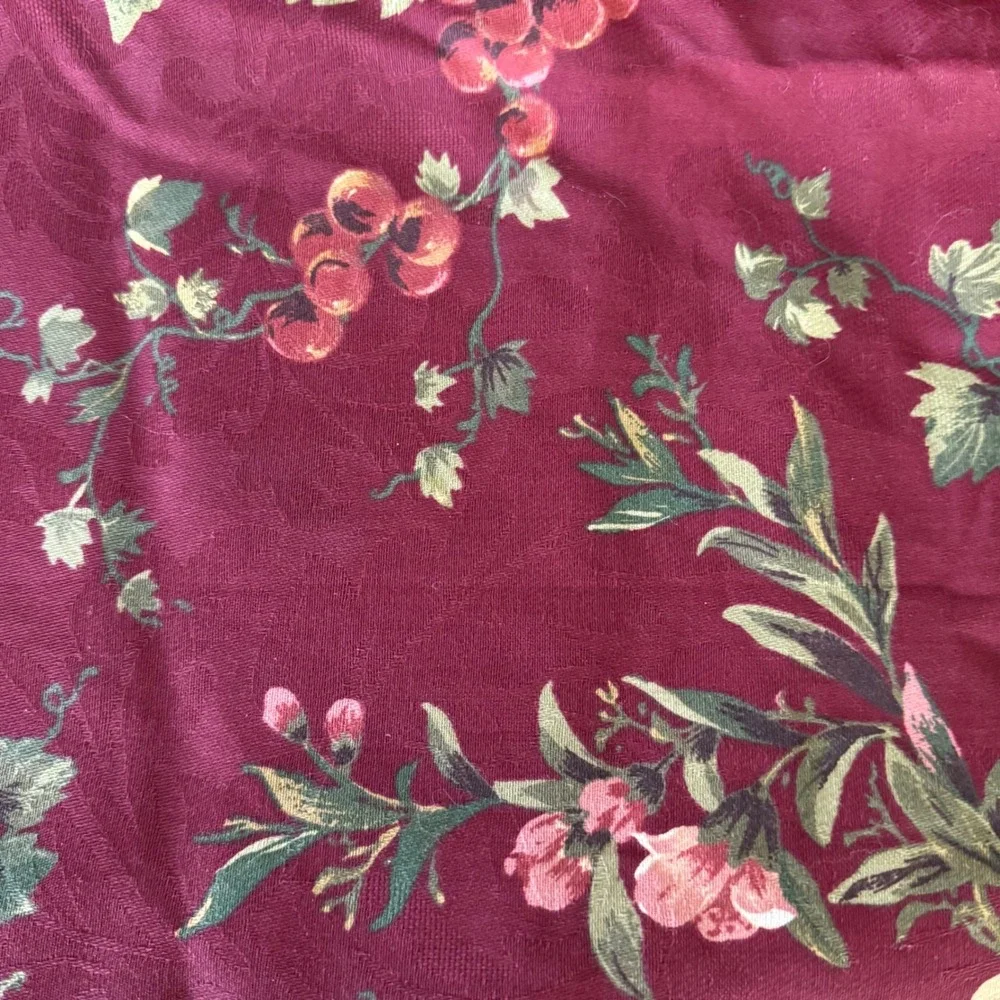 2 Waverly Home Classics Chianti Merlot Floral Rod Pocket Curtain Panels 42x84